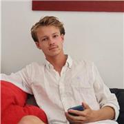 Professeur de Droit niveaux L1à L3. Licence de Droit obtenue à Aix-Marseille Université en 2023 et étudiant en Master à SciencesPo